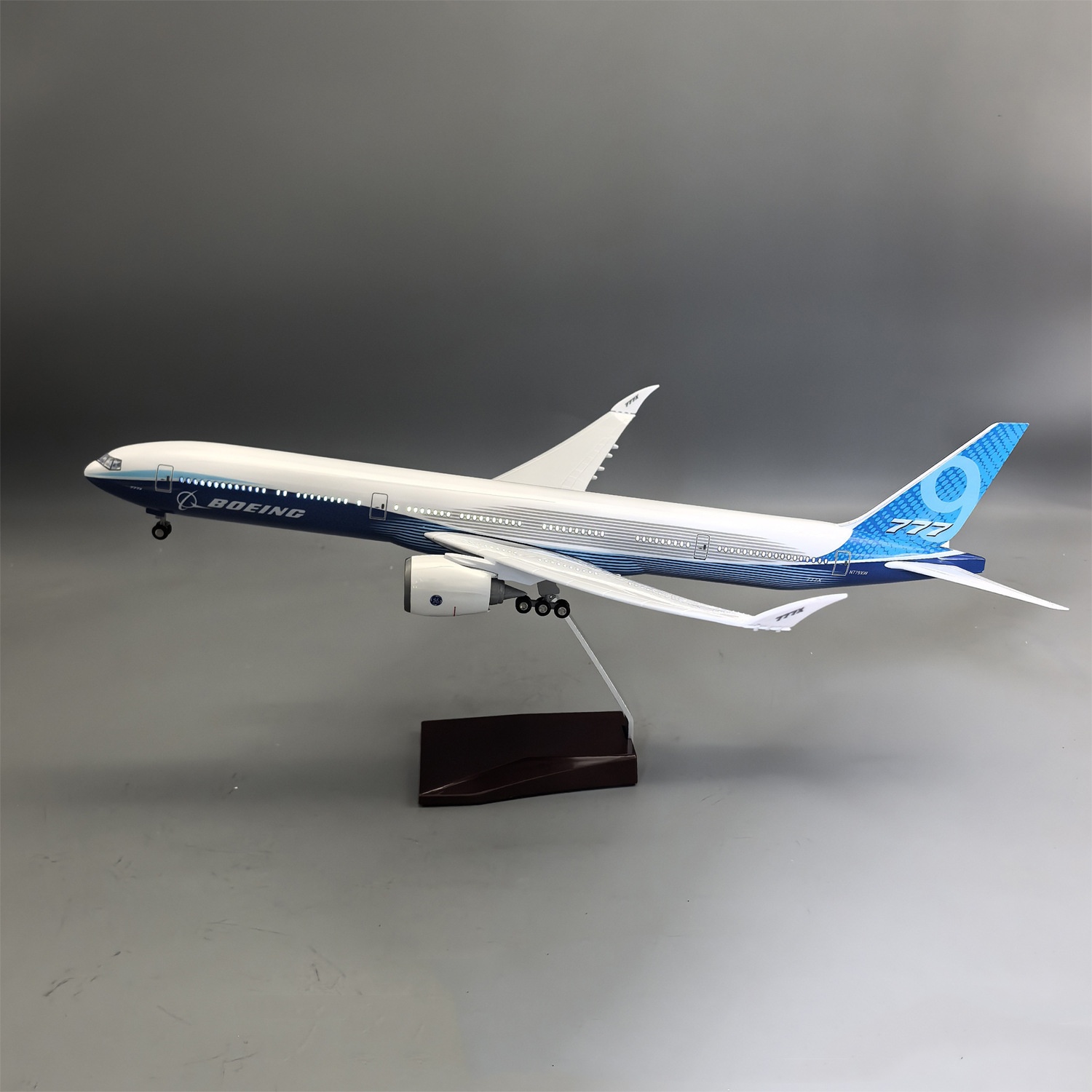 Model Kit Aircraft - 47cm 1/157 Modelo em Resina Fundida